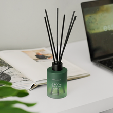 Muat gambar ke penampil Galeri, HOME of HUMANS A Room Full of Ideas Reed Diffuser 140 ml