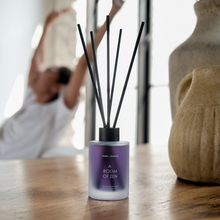 Muat gambar ke penampil Galeri, HOME of HUMANS A Room of Zen Lounge Reed Diffuser 140 ml
